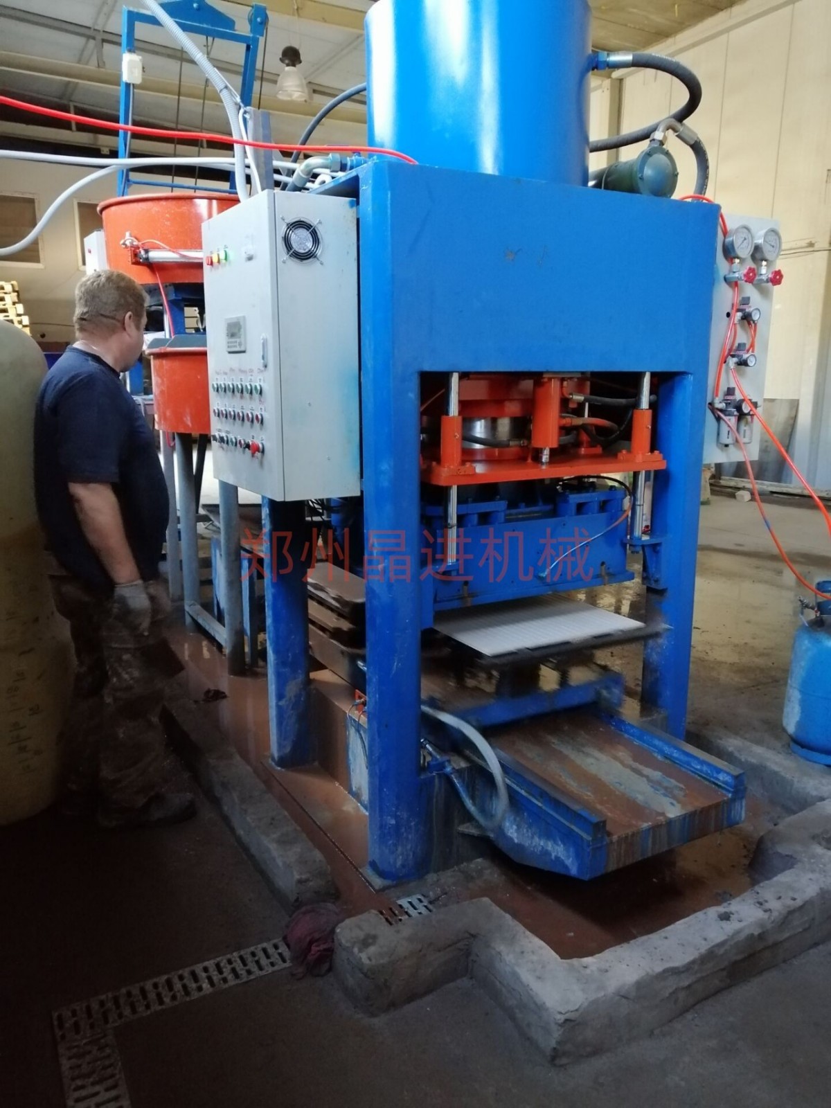 JJVV5060雙層 PC磚生產(chǎn)設(shè)備